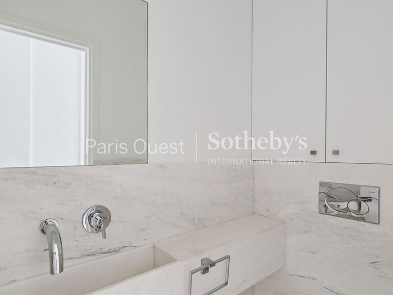 Appartement Paris 8e - 3 chambres - 165m²