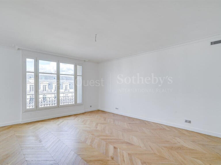 Apartment Paris 8e - 2 bedrooms - 81m²