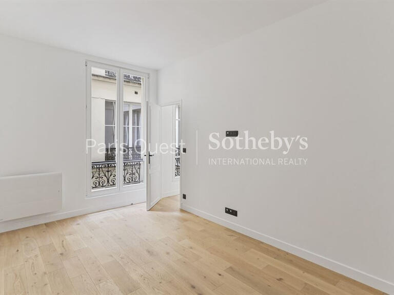 Apartment Paris 8e - 3 bedrooms - 142m²