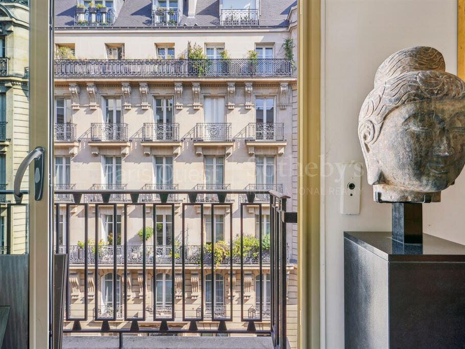 Apartment Paris 8e