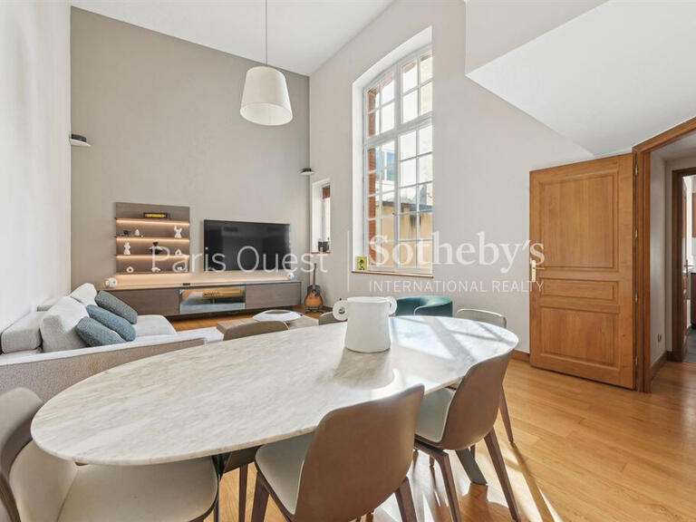 Apartment Paris 8e - 65m²