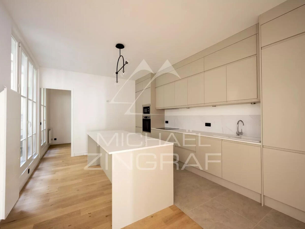 Apartment Paris 8e