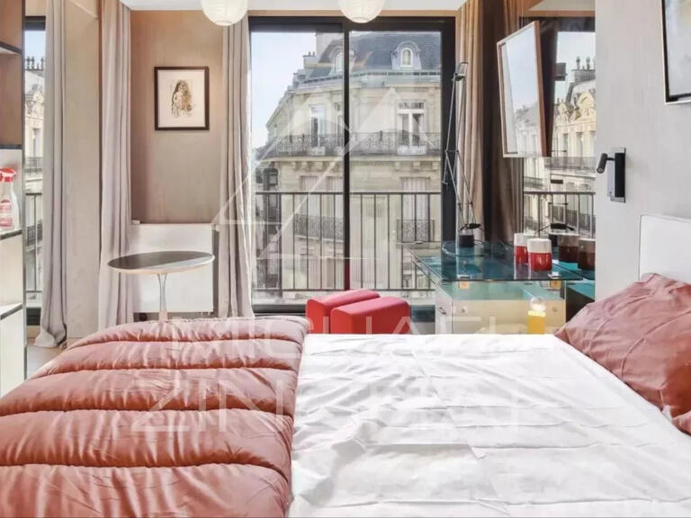 Appartement Paris 8e - 1 chambre - 62m²