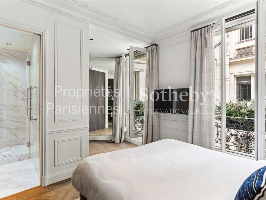 Apartment Paris 8e