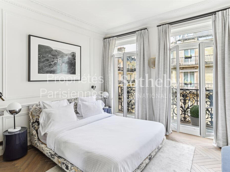 Apartment Paris 8e