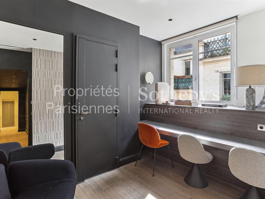 Apartment Paris 8e