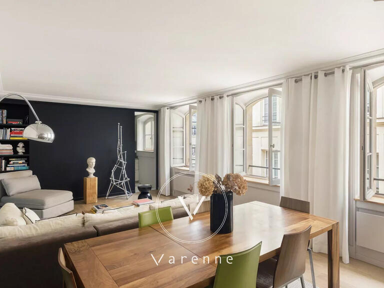 Appartement Paris 8e - 2 chambres - 106m²