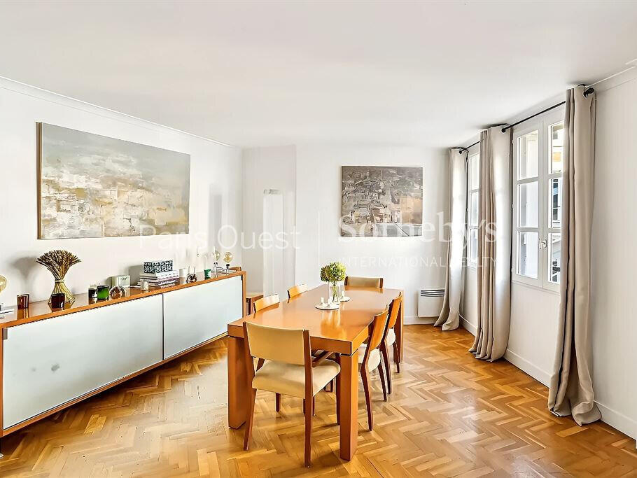 Apartment Paris 8e