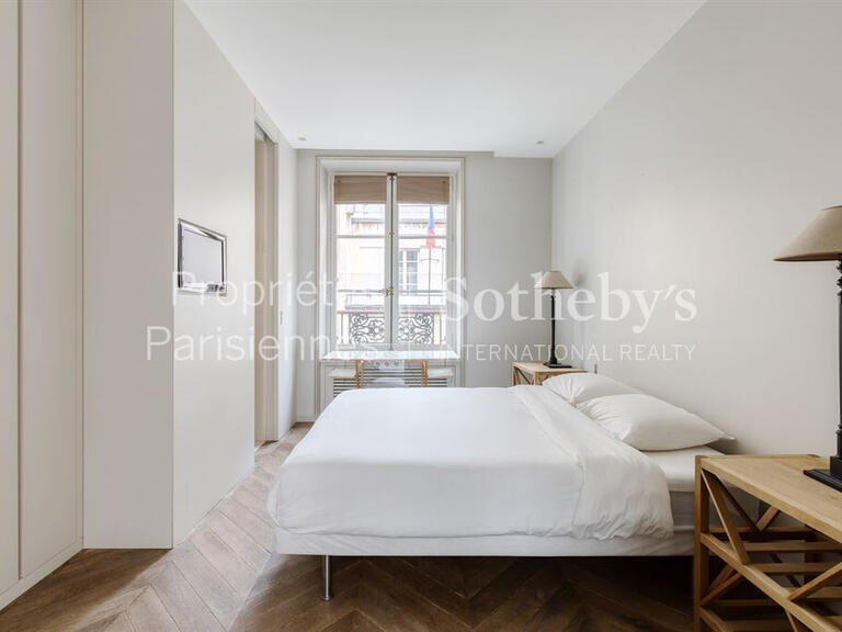 Appartement Paris 8e - 3 chambres - 212m²