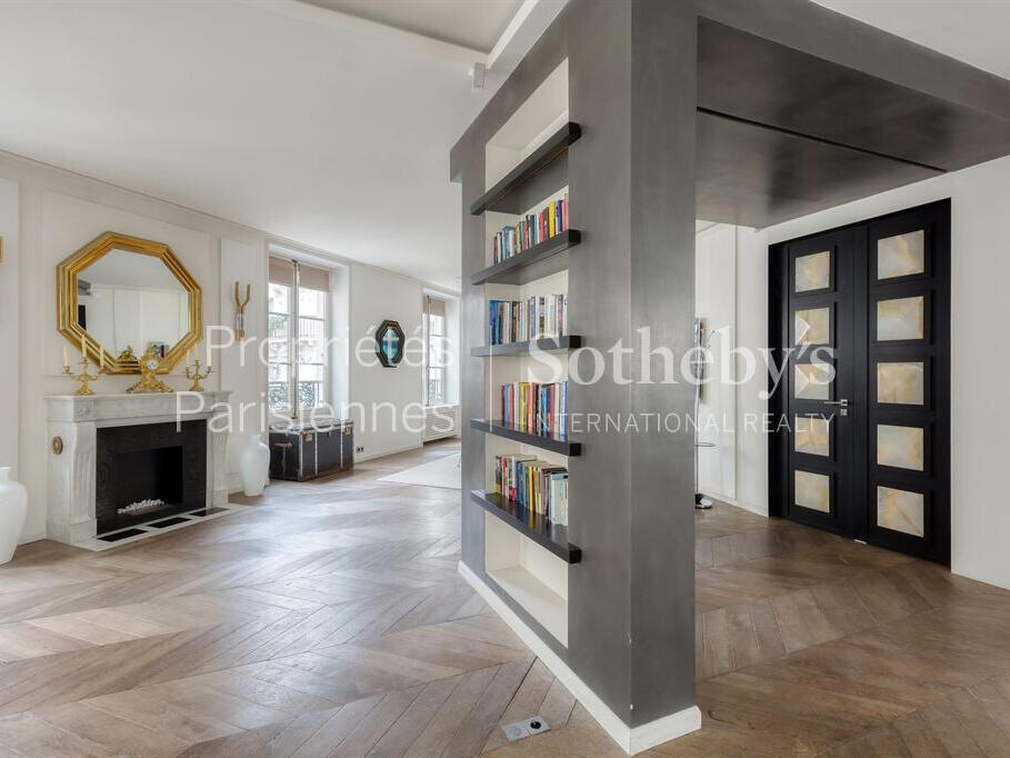 Apartment Paris 8e