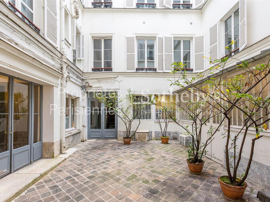 Apartment Paris 8e