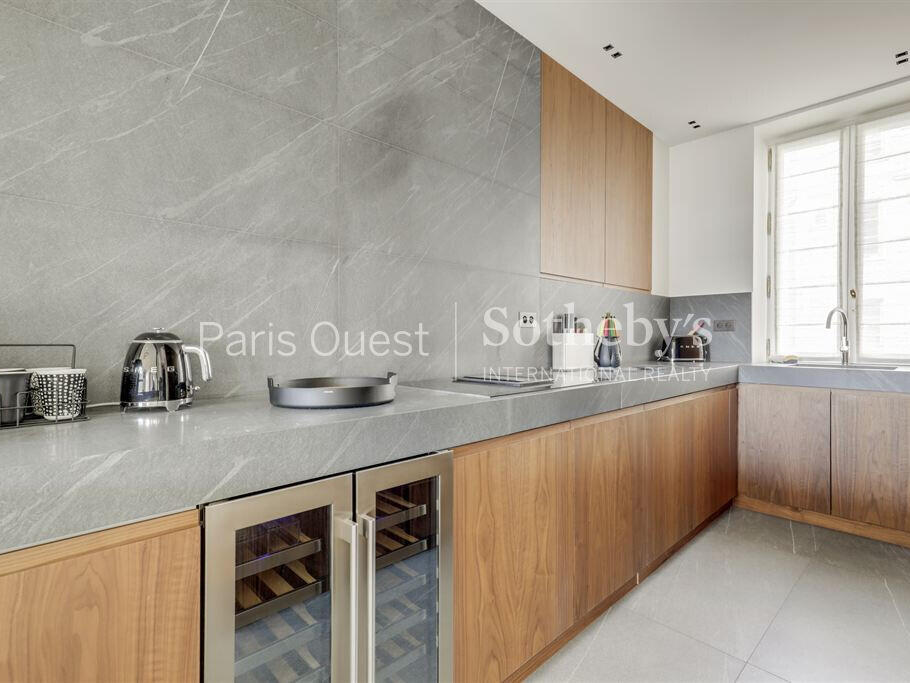 Apartment Paris 8e