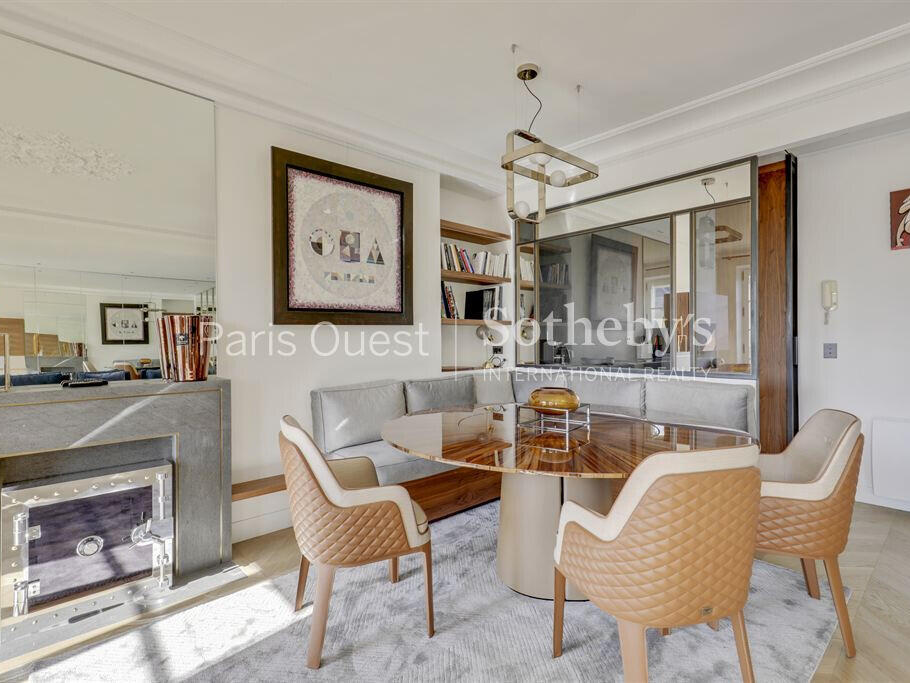 Apartment Paris 8e