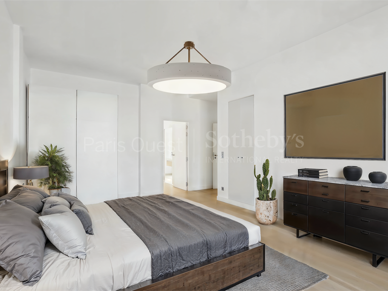 Appartement Paris 8e - 5 chambres - 232m²