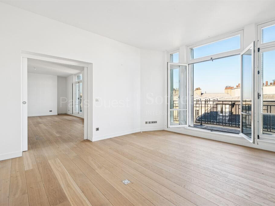 Apartment Paris 8e