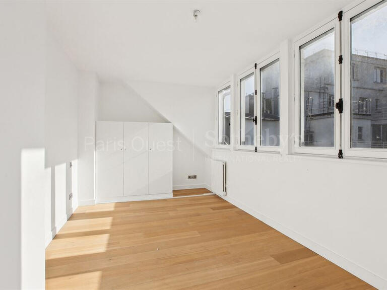 Appartement Paris 8e - 5 chambres - 232m²