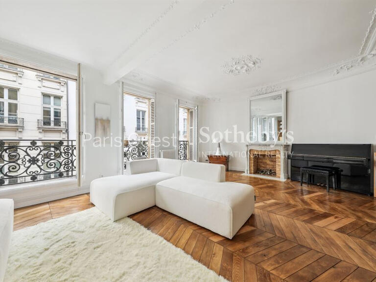 Appartement Paris 8e - 5 chambres - 173m²