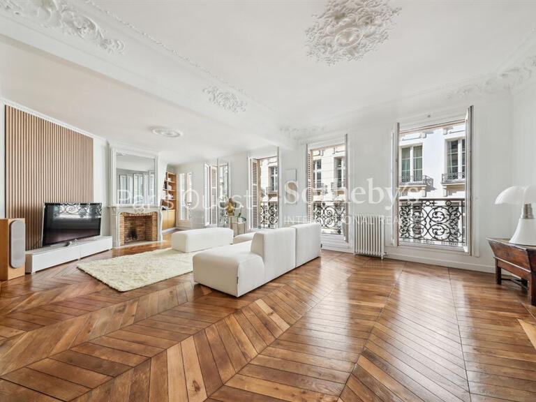 Appartement Paris 8e - 5 chambres - 173m²