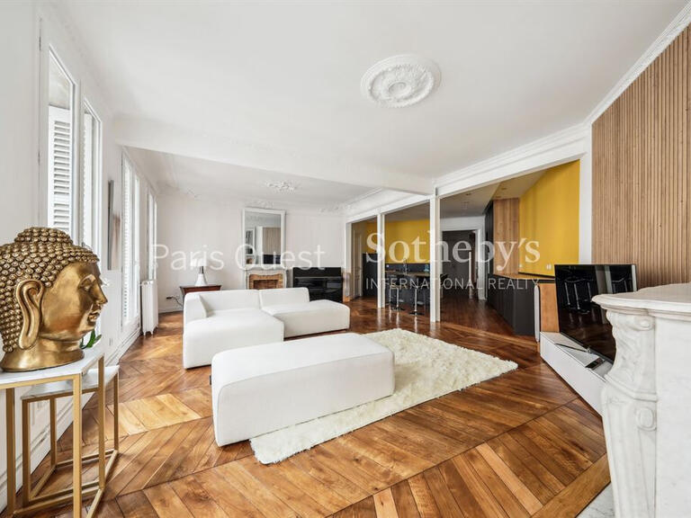 Appartement Paris 8e - 5 chambres - 173m²