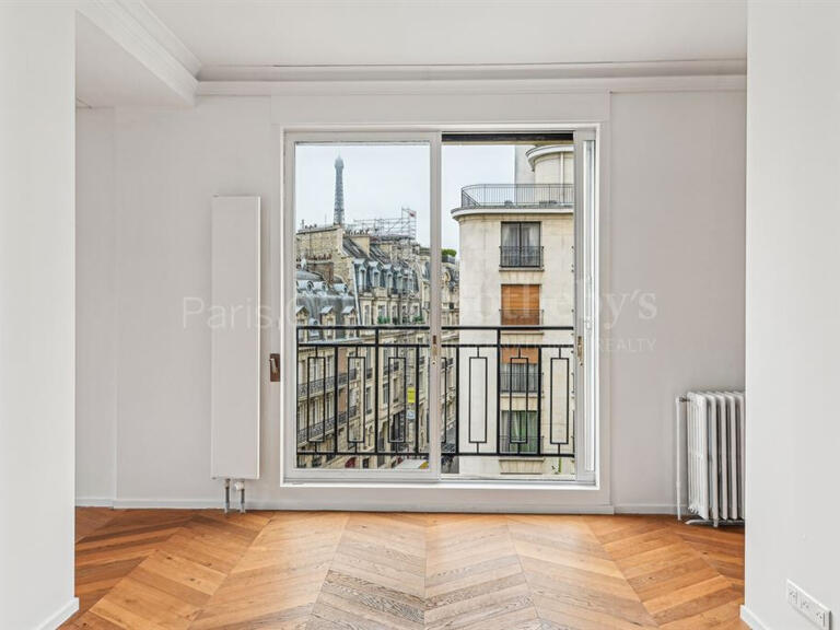 Appartement Paris 8e - 3 chambres - 245m²