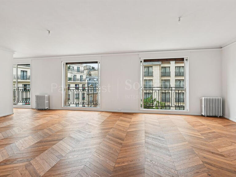 Appartement Paris 8e - 3 chambres - 245m²