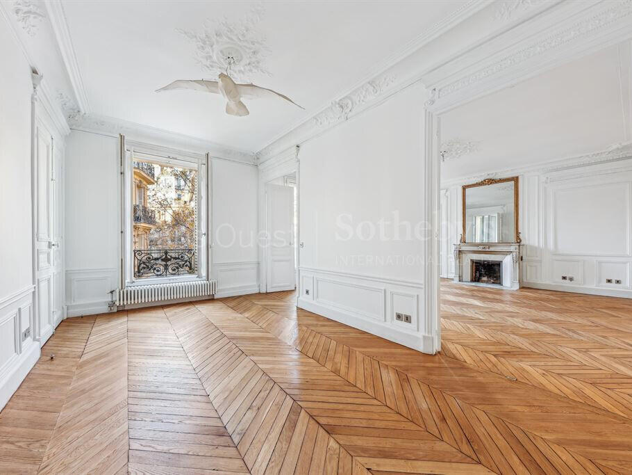 Apartment Paris 8e