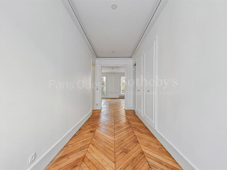 Apartment Paris 8e - 3 bedrooms - 150m²