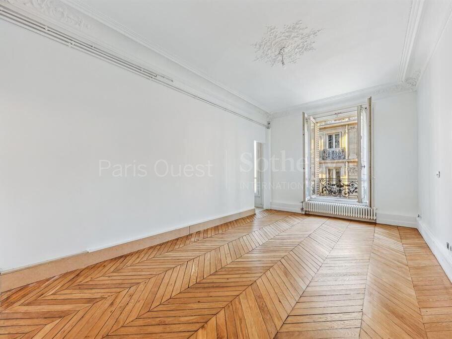 Apartment Paris 8e