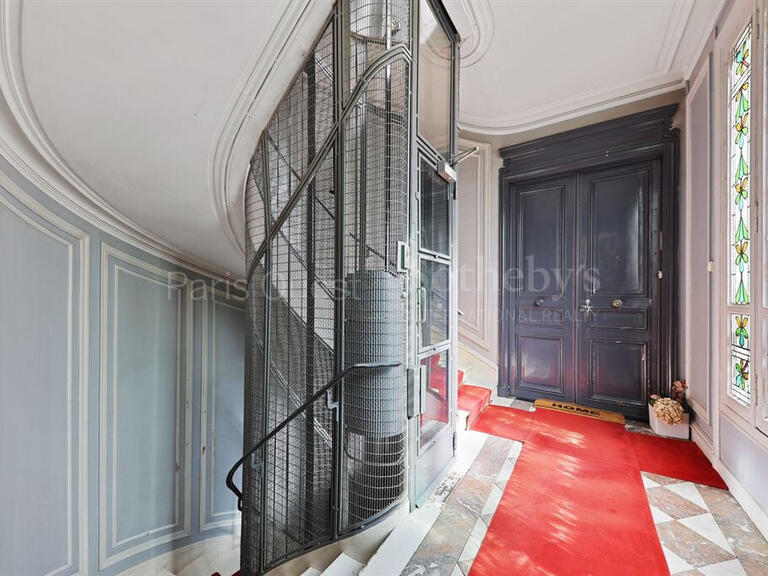 Apartment Paris 8e - 3 bedrooms - 150m²