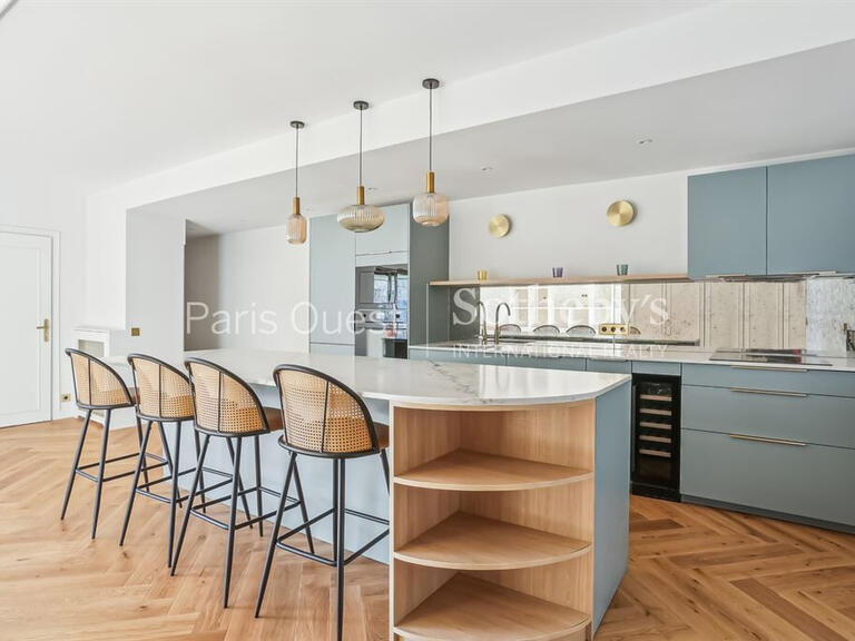 Apartment Paris 8e - 2 bedrooms - 107m²