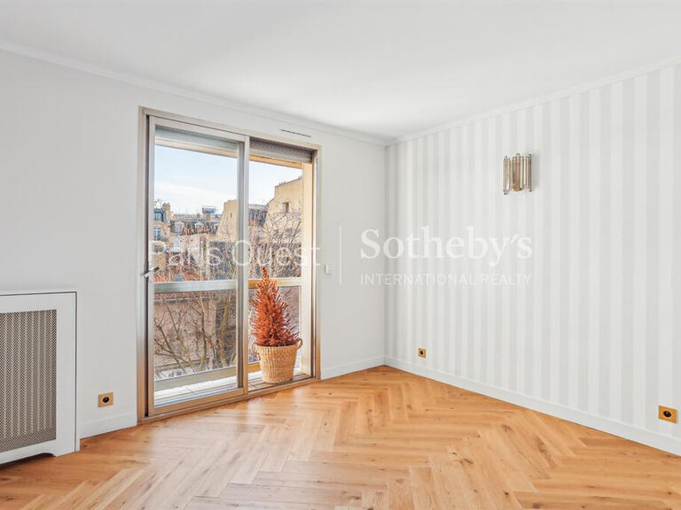 Apartment Paris 8e - 2 bedrooms - 107m²