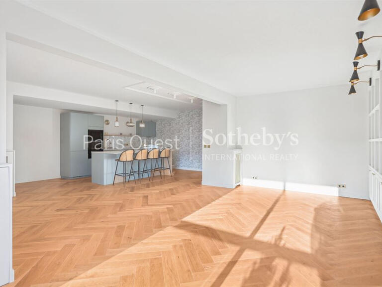 Apartment Paris 8e - 2 bedrooms - 107m²