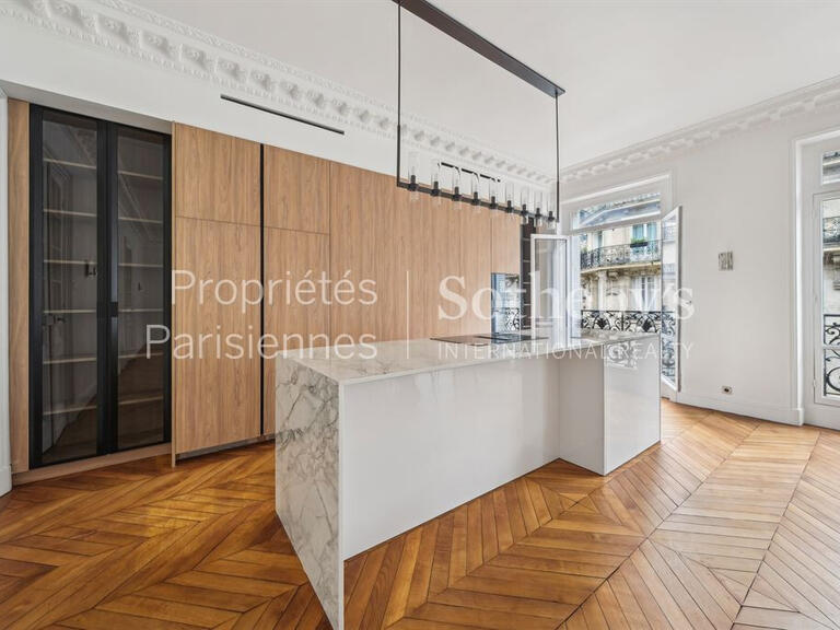 Apartment Paris 8e - 3 bedrooms - 191m²