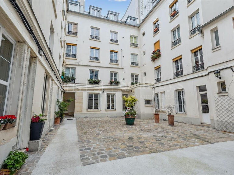 Appartement Paris 8e - 1 chambre - 93m²