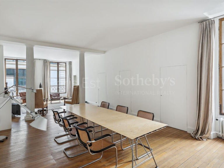 Appartement Paris 8e - 1 chambre - 93m²