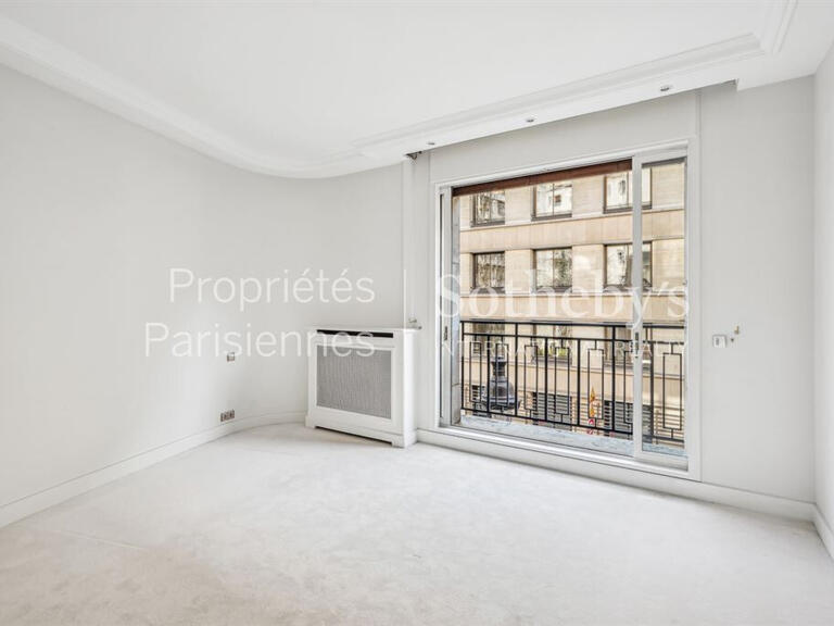 Apartment Paris 8e - 3 bedrooms - 180m²