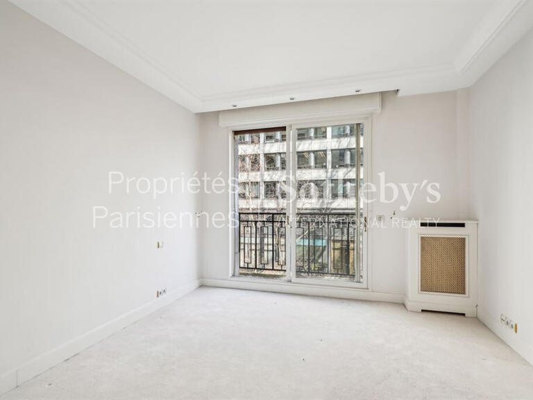 Apartment Paris 8e - 3 bedrooms - 180m²