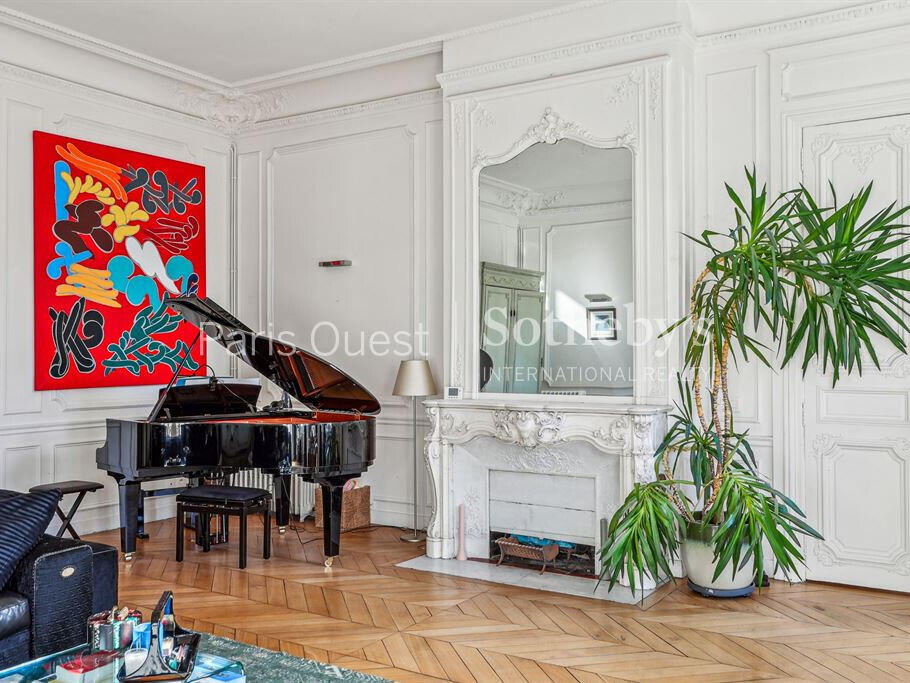 Apartment Paris 8e