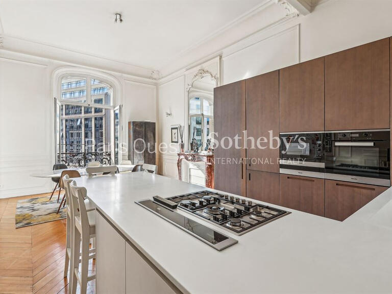 Apartment Paris 8e - 6 bedrooms - 282m²