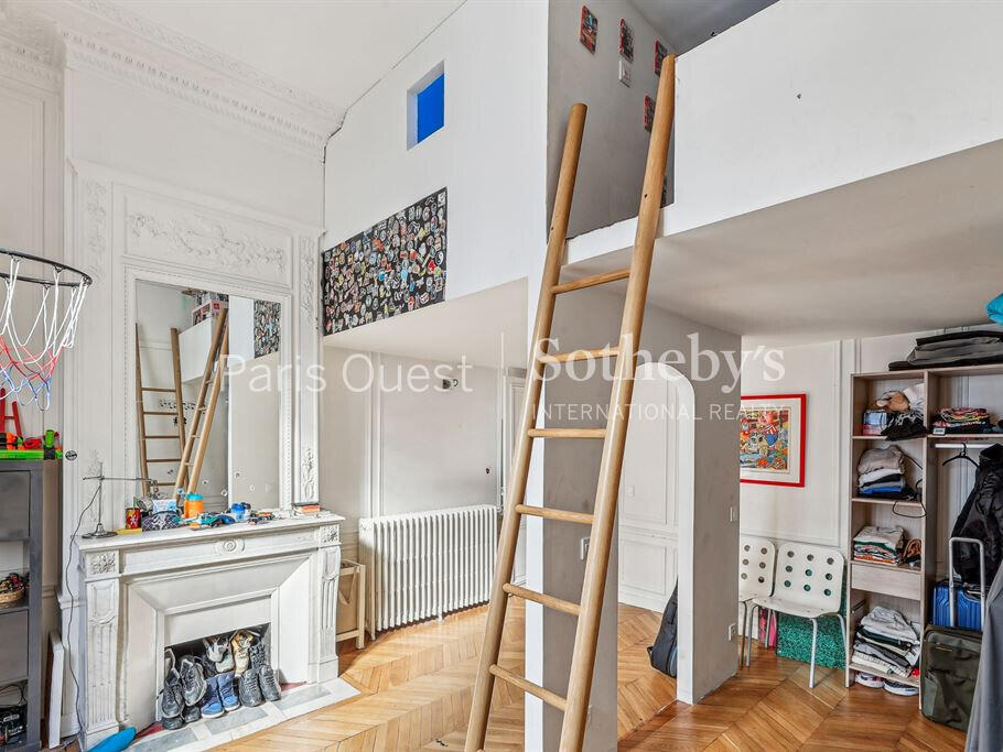 Apartment Paris 8e