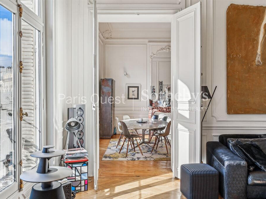 Apartment Paris 8e