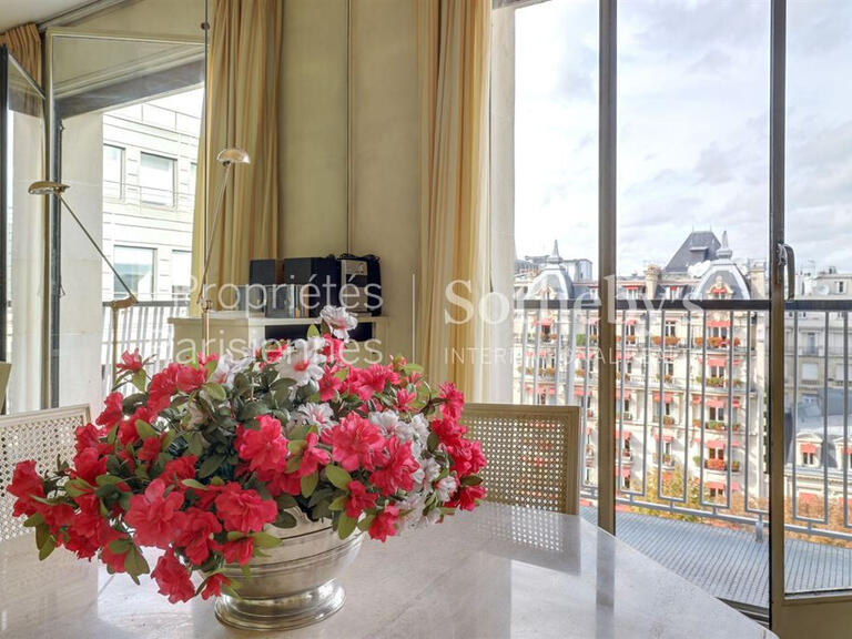 Apartment Paris 8e - 2 bedrooms - 77m²