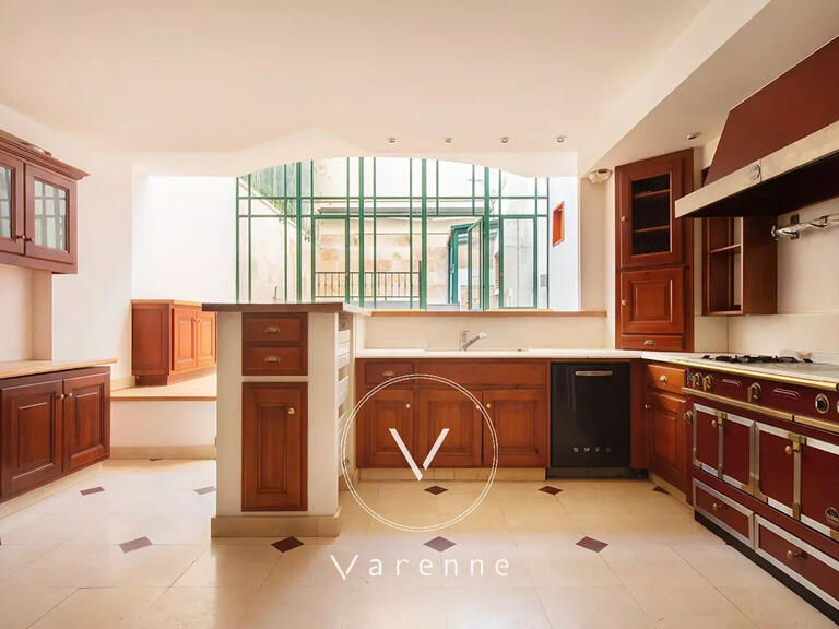 Vente Hôtel particulier Paris 8e - 5 chambres