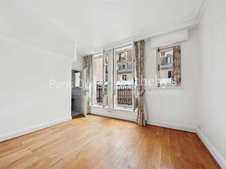 Sale House Paris 8e - 6 bedrooms