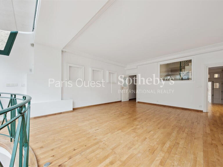 Maison Paris 8e - 6 chambres - 287m²