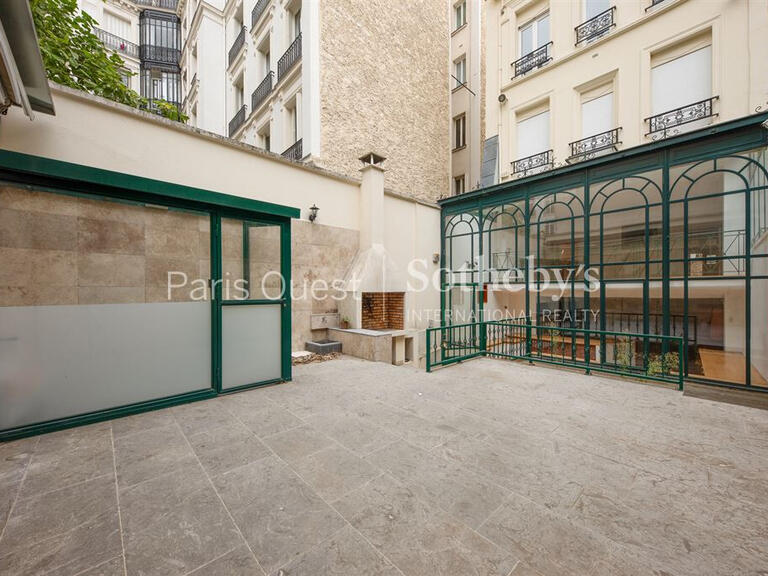 House Paris 8e - 6 bedrooms - 287m²