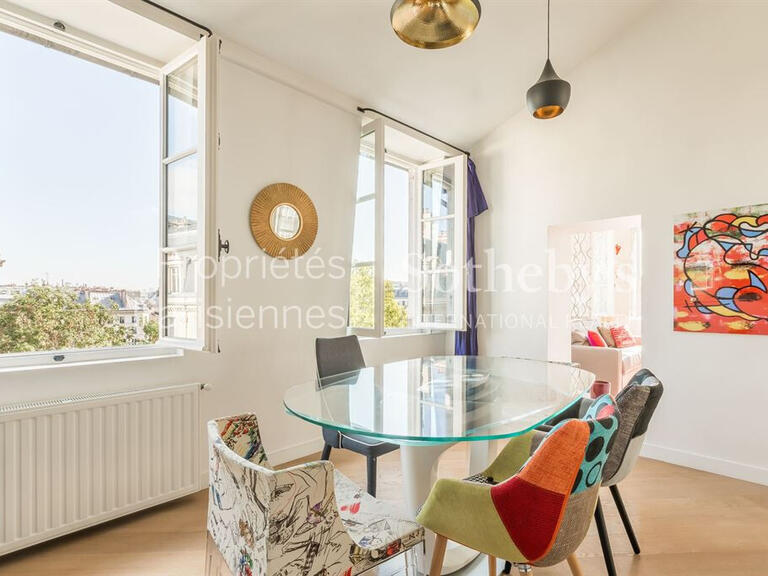 Appartement Paris 9e - 2 chambres - 115m²