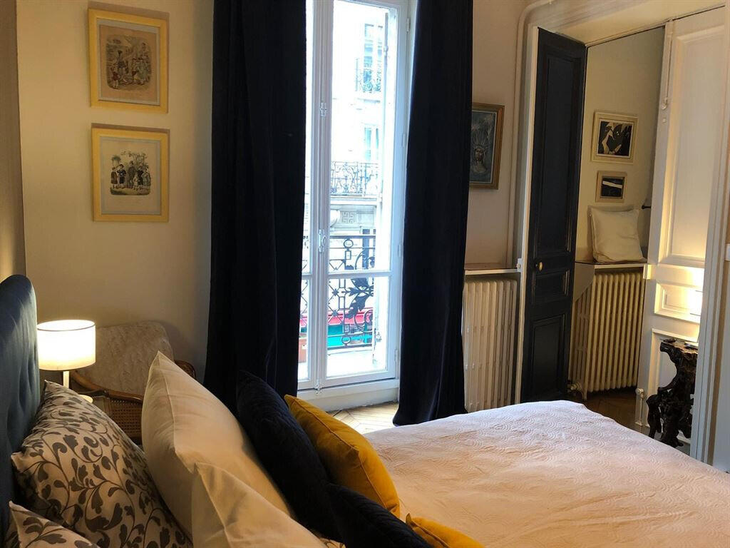 Apartment Paris 9e