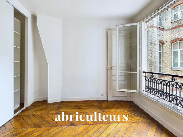 Appartement Paris 9e - 2 chambres - 88m²