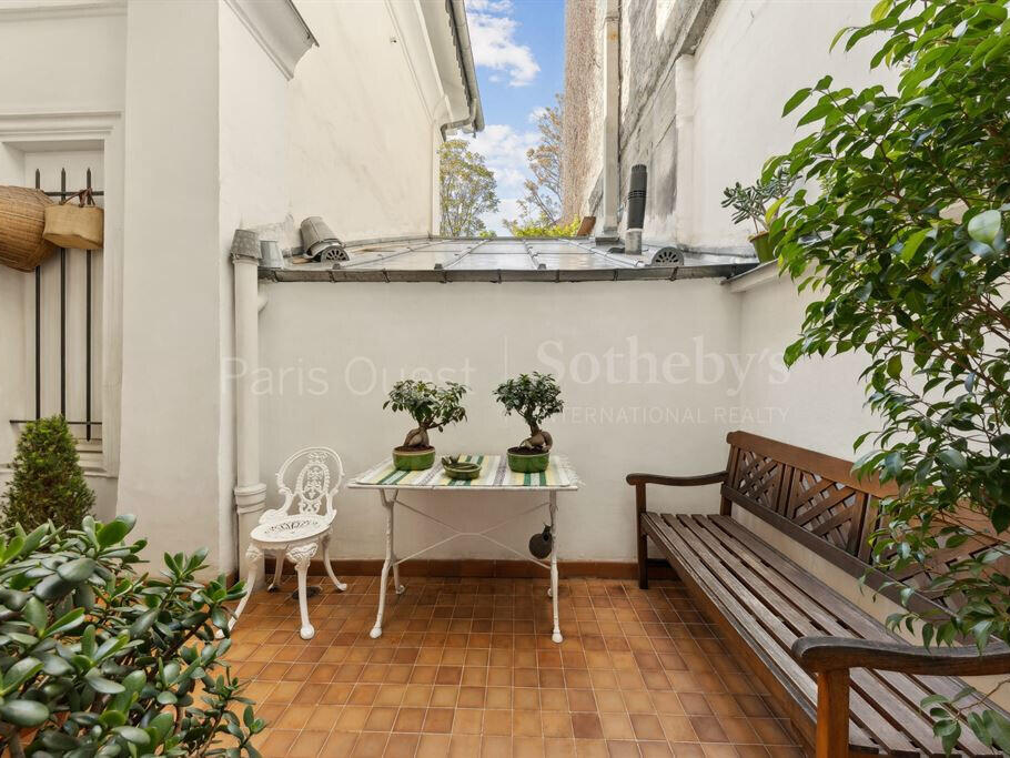 Apartment Paris 9e